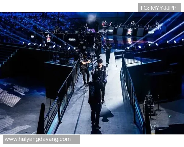 电竞比分与和平精英战术解析IG区域防守体系的深度剖析与应用 电竞比分与和平精英战术解析IG区域防守体系的深度剖析与应用